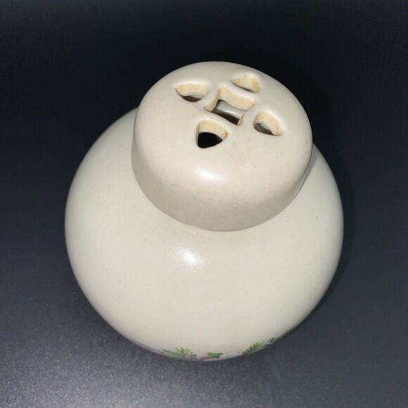 Pfaltzgraff Christmas Heirloom Potpourri Holder/ Tableware - Replacement - Picture 5 of 15